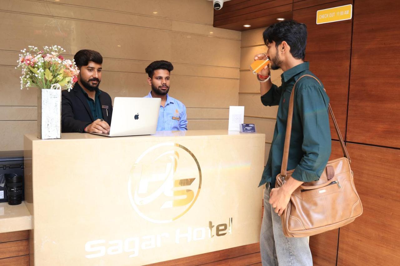 Sagar Hotel Just 5 Min From Golden Temple Amritsar Exterior foto